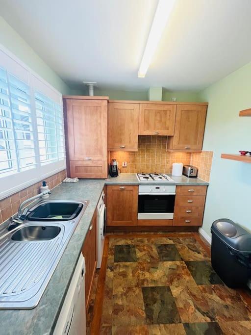 Lovely Entire 2 Bedroom Apartment Monifieth Buitenkant foto